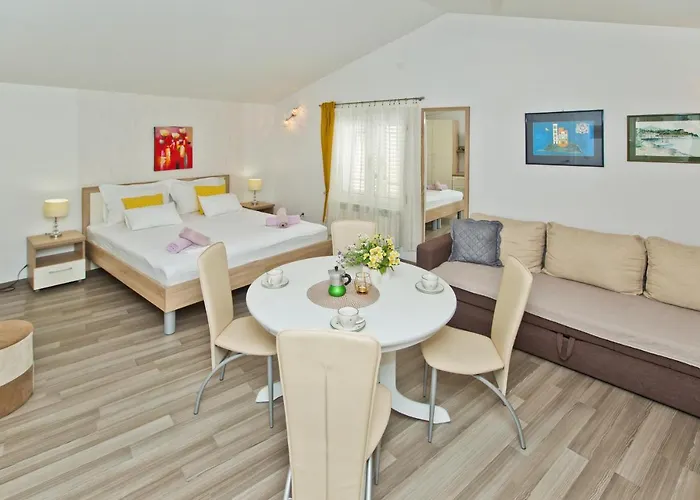 Jure Guest house Hvar Town