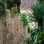 Jure Hvar Town